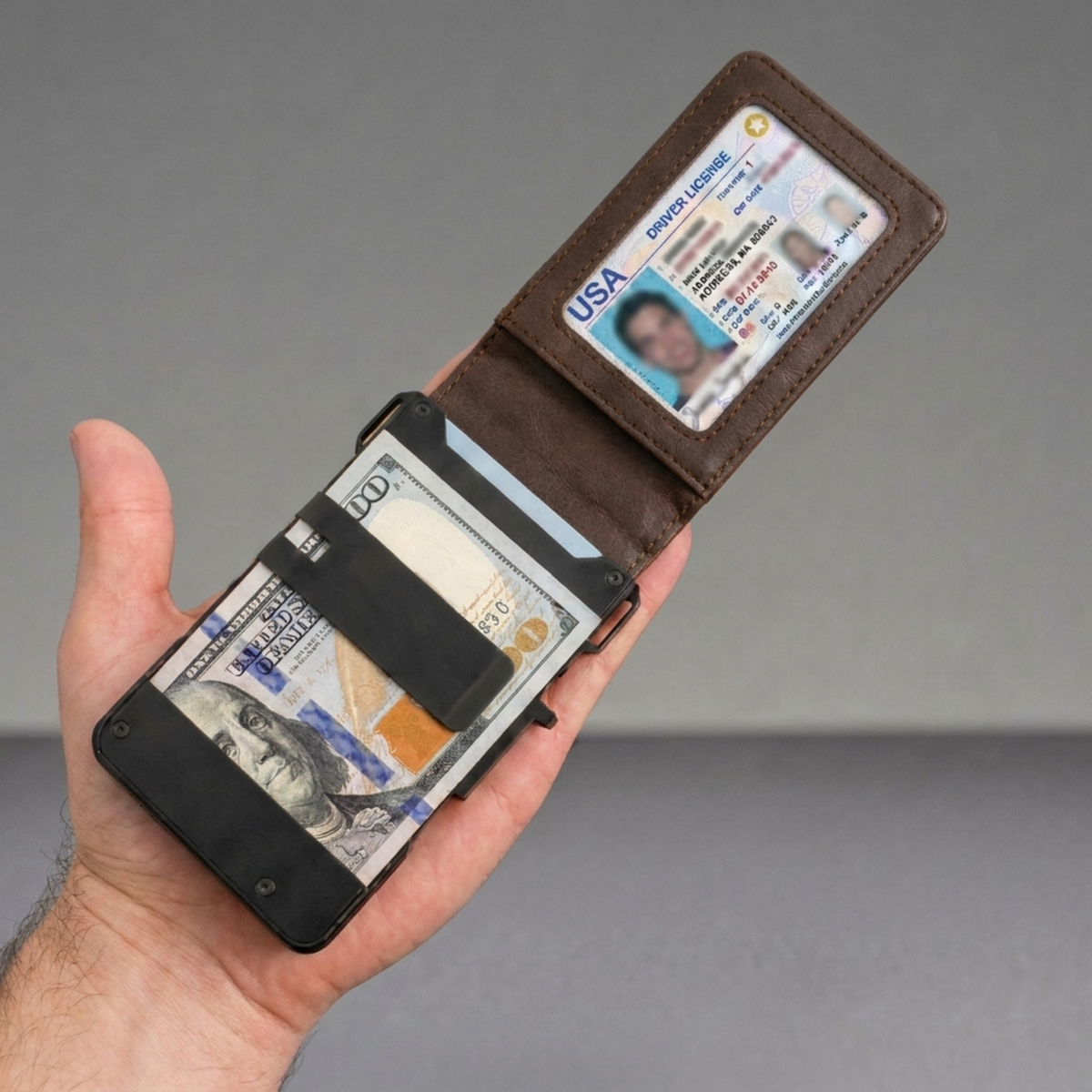 Minimalist Wallet - Maximum Capacity. Minimal Footprint.